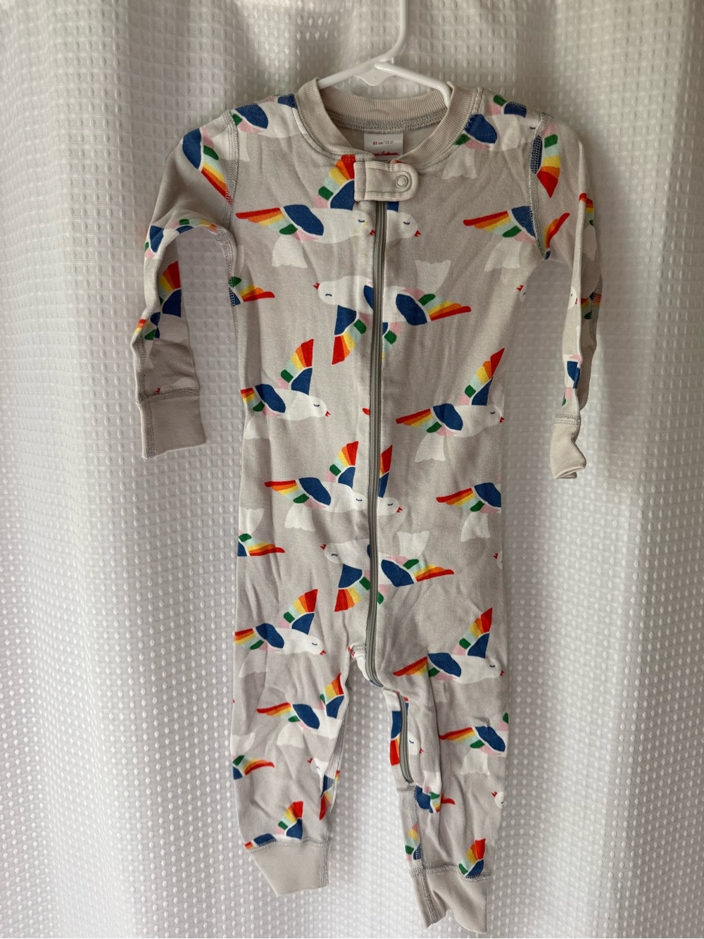 Hanna Andersson Neutral Rainbow Bird Zip One-Piece Pajama